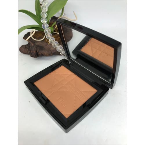 DIOR BRONZE ORIGINAL TAN NUMERO 002 HONEY TAN